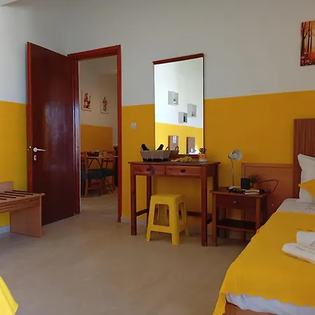 Apartment On The Strip 4 *