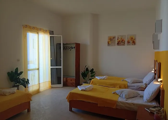 Apartment On The Strip 4 Kavos